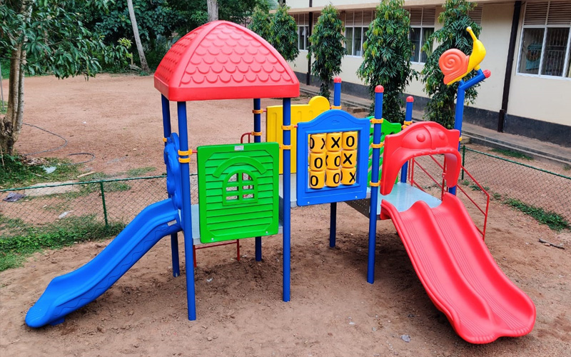 Outdoor Multiplay Equipment