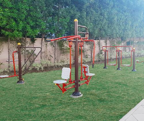 Top 8 Reasons To Train Outdoor Using Open Gym Equipment